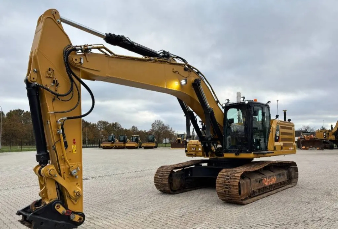 CATERPILLAR 336, 2019