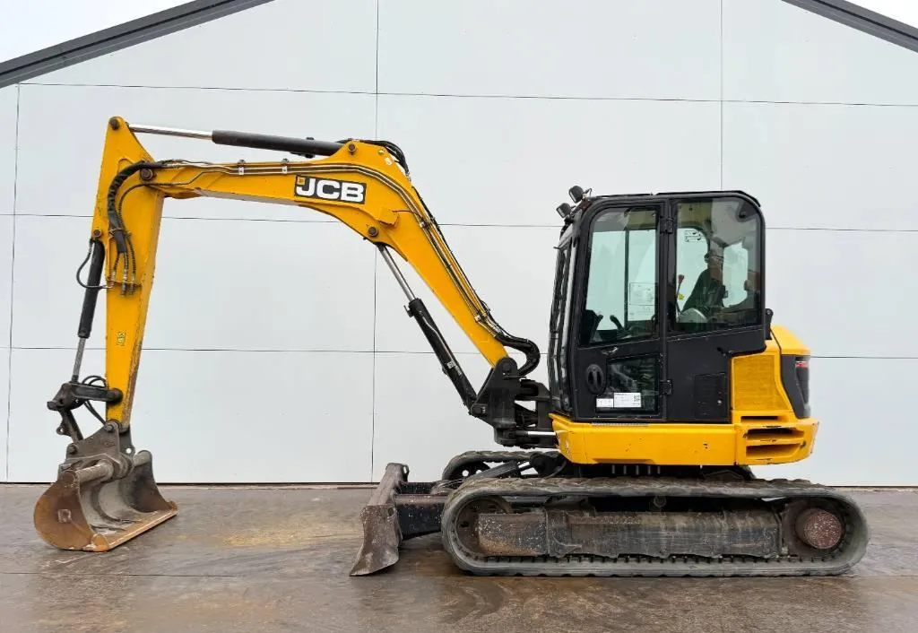 JCB 86C-1