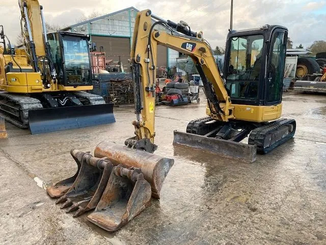 CATERPILLAR 303.5 E CR